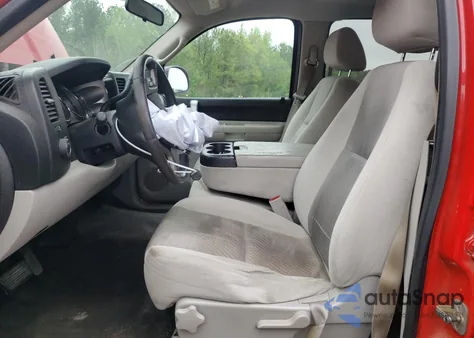 2009 Chevrolet Silverado C1500 Lt from USA, damaged, VIN 2GCEC23C991138426